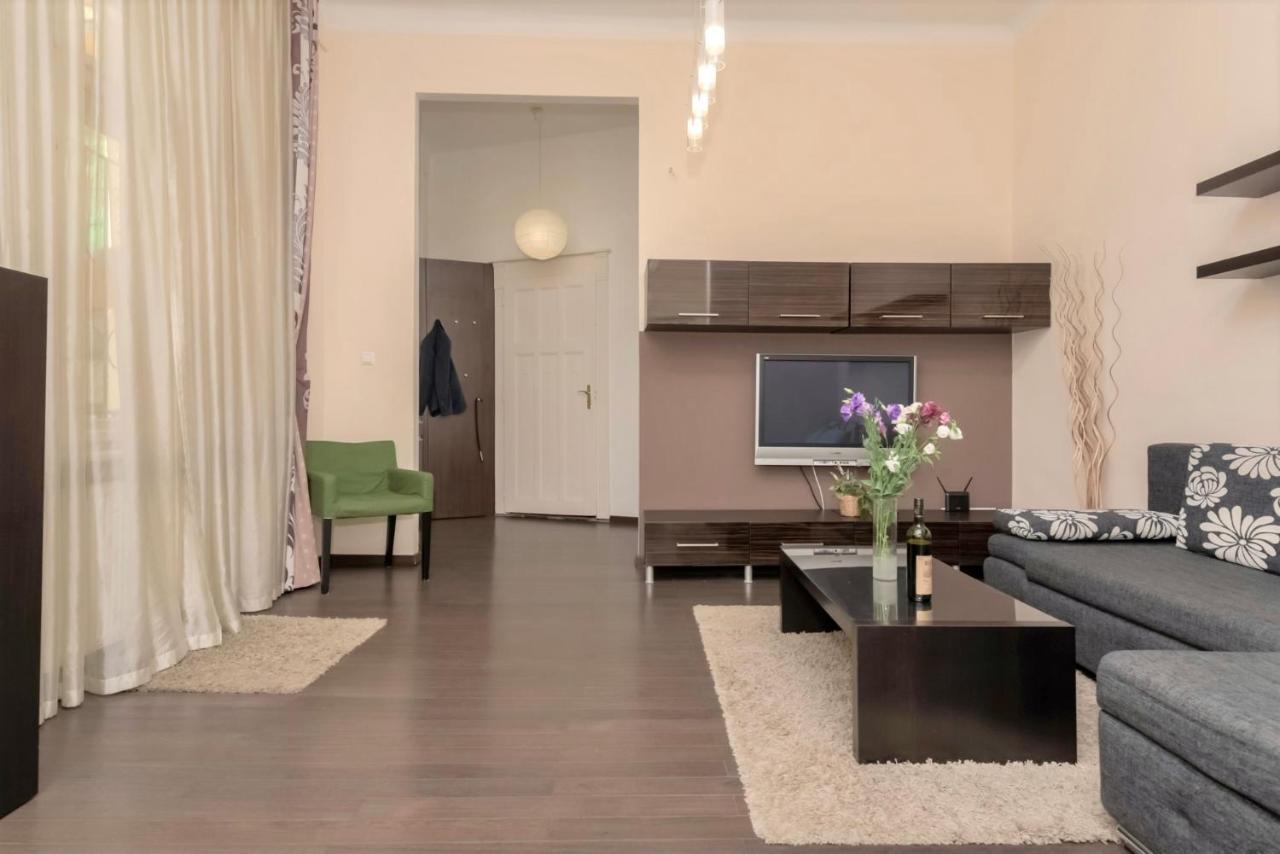 Corvina Apartment Budapest With Free Private Parking Exteriér fotografie