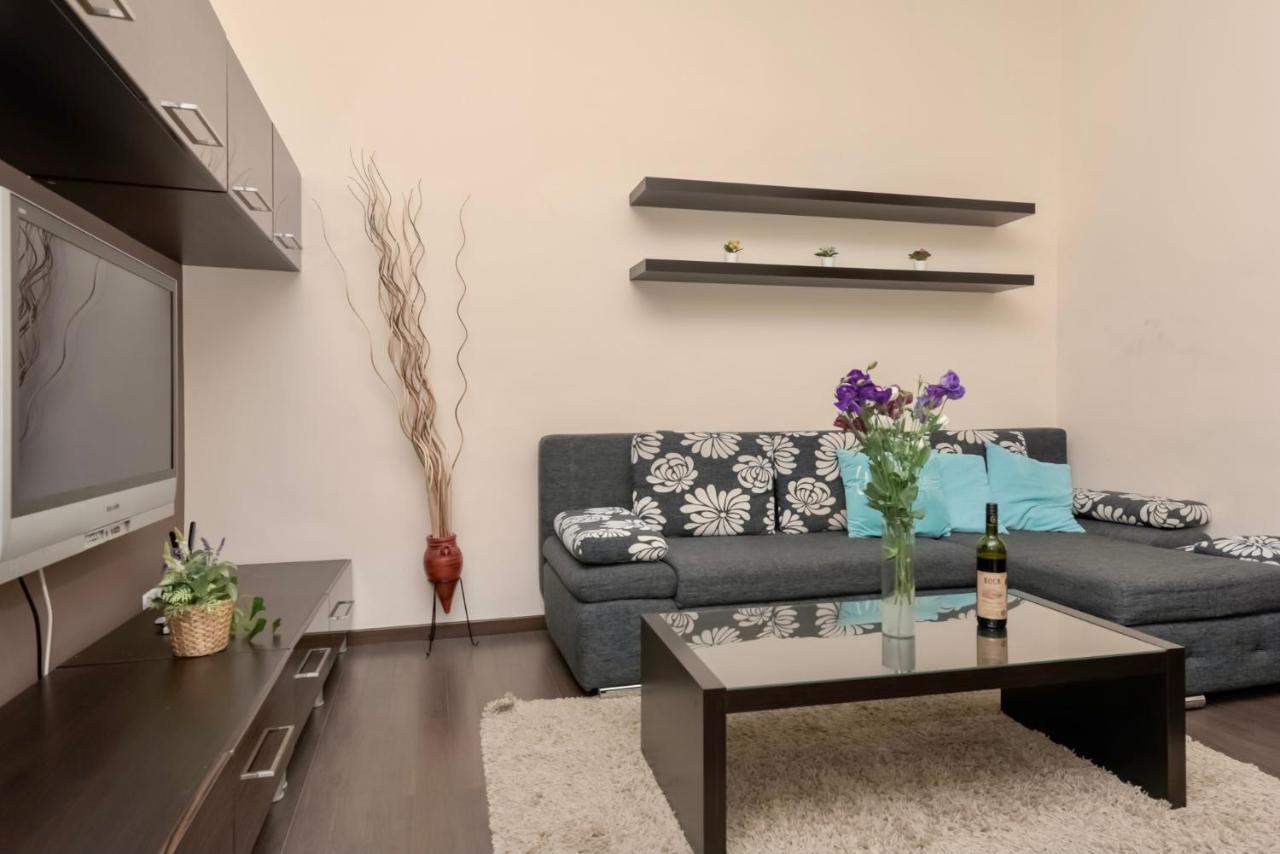 Corvina Apartment Budapest With Free Private Parking Exteriér fotografie