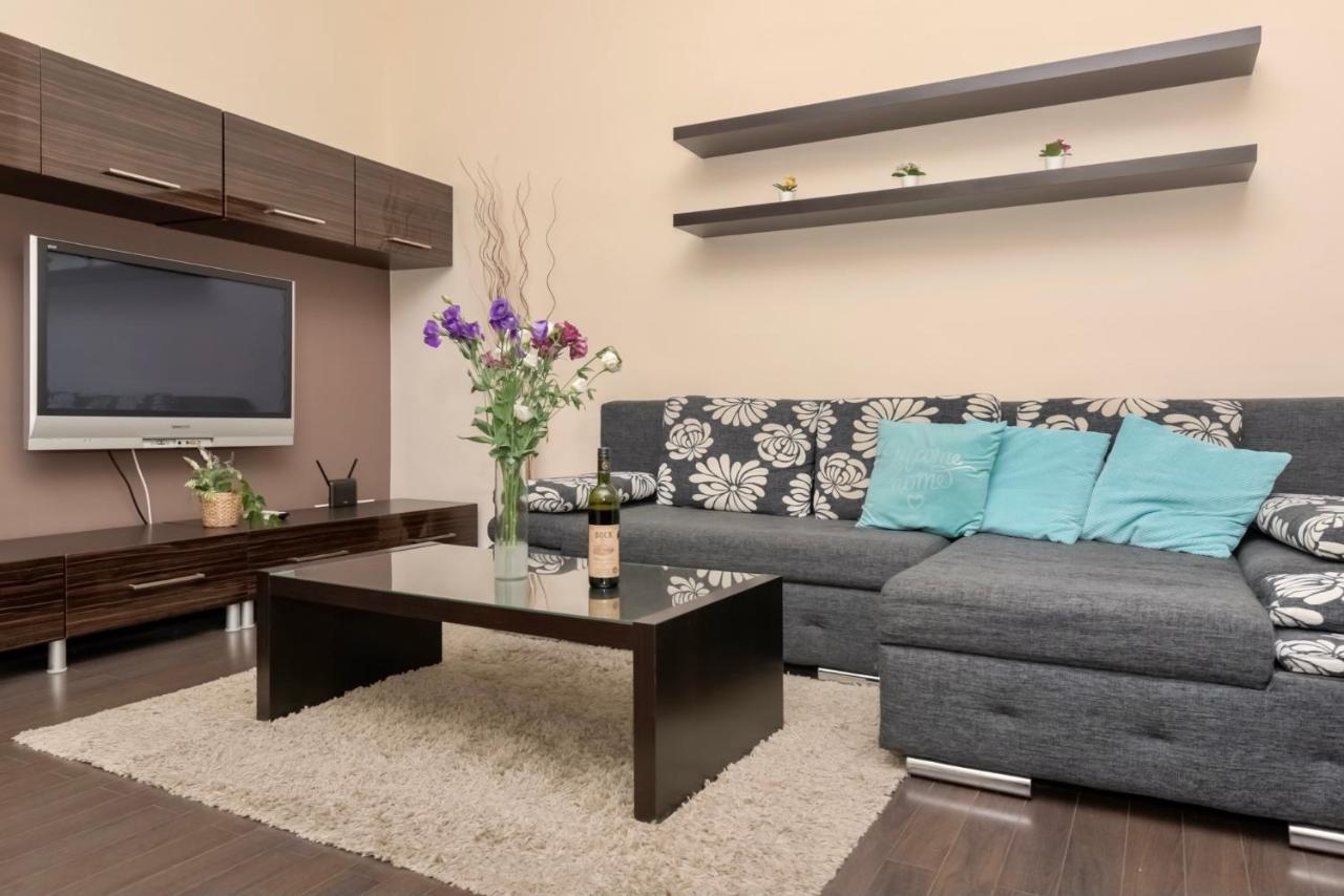 Corvina Apartment Budapest With Free Private Parking Exteriér fotografie